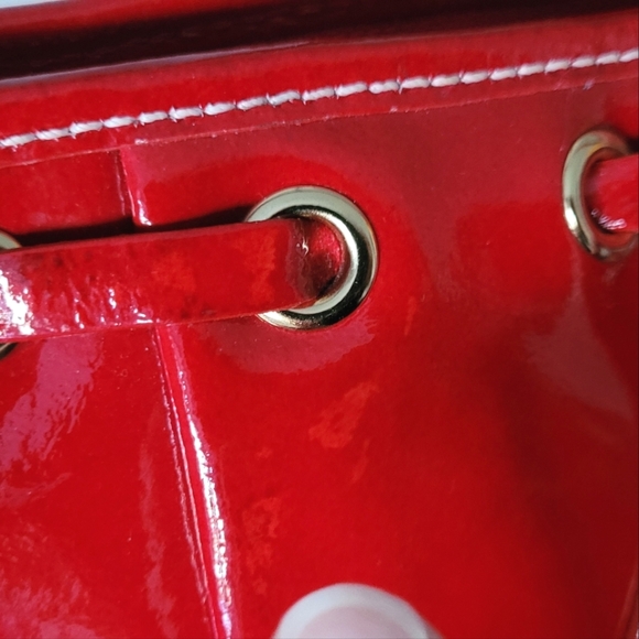 Dooney &  Bourke Red Patent Leather Shoulder Bag - Picture 3 of 7